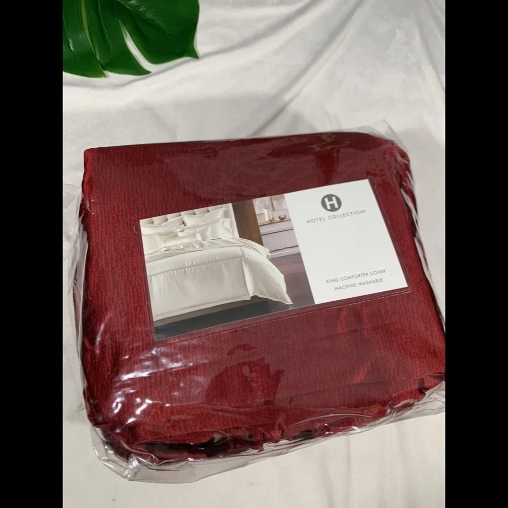 NIB Hotel Collection Luxe Border KING Duvet Cover‎ in Red